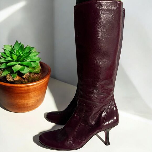 Emanuel Ungaro Shoes - Emanuel Ungaro PARIS Plum Magenta Leather Boots Size 7 Designer